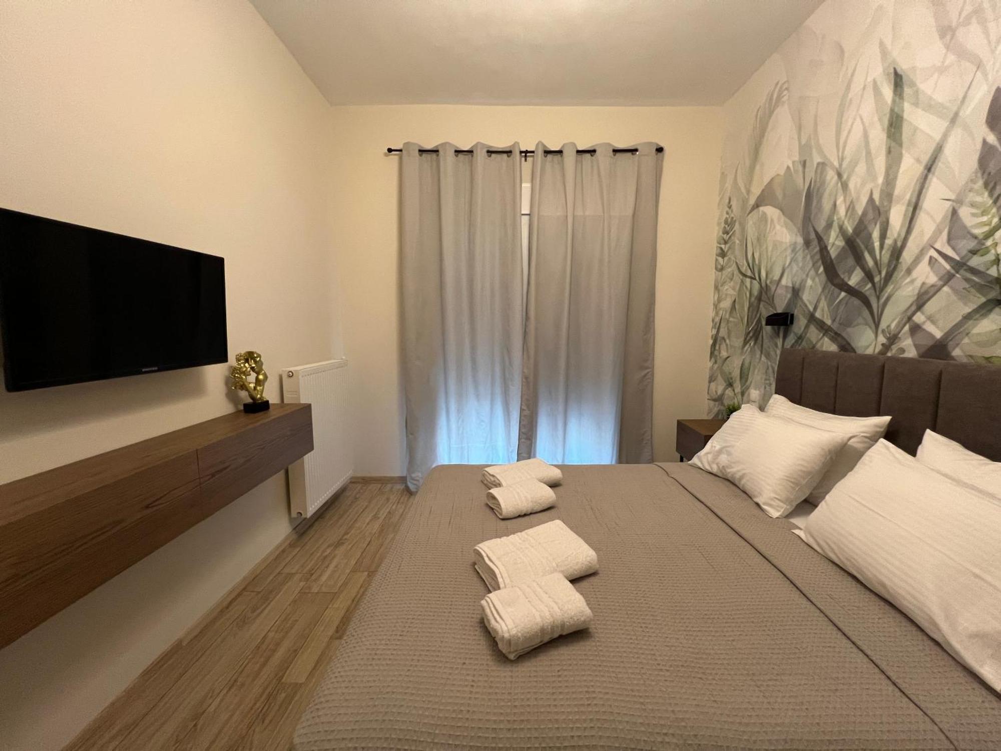 Oasis 2 By Gg Apartment