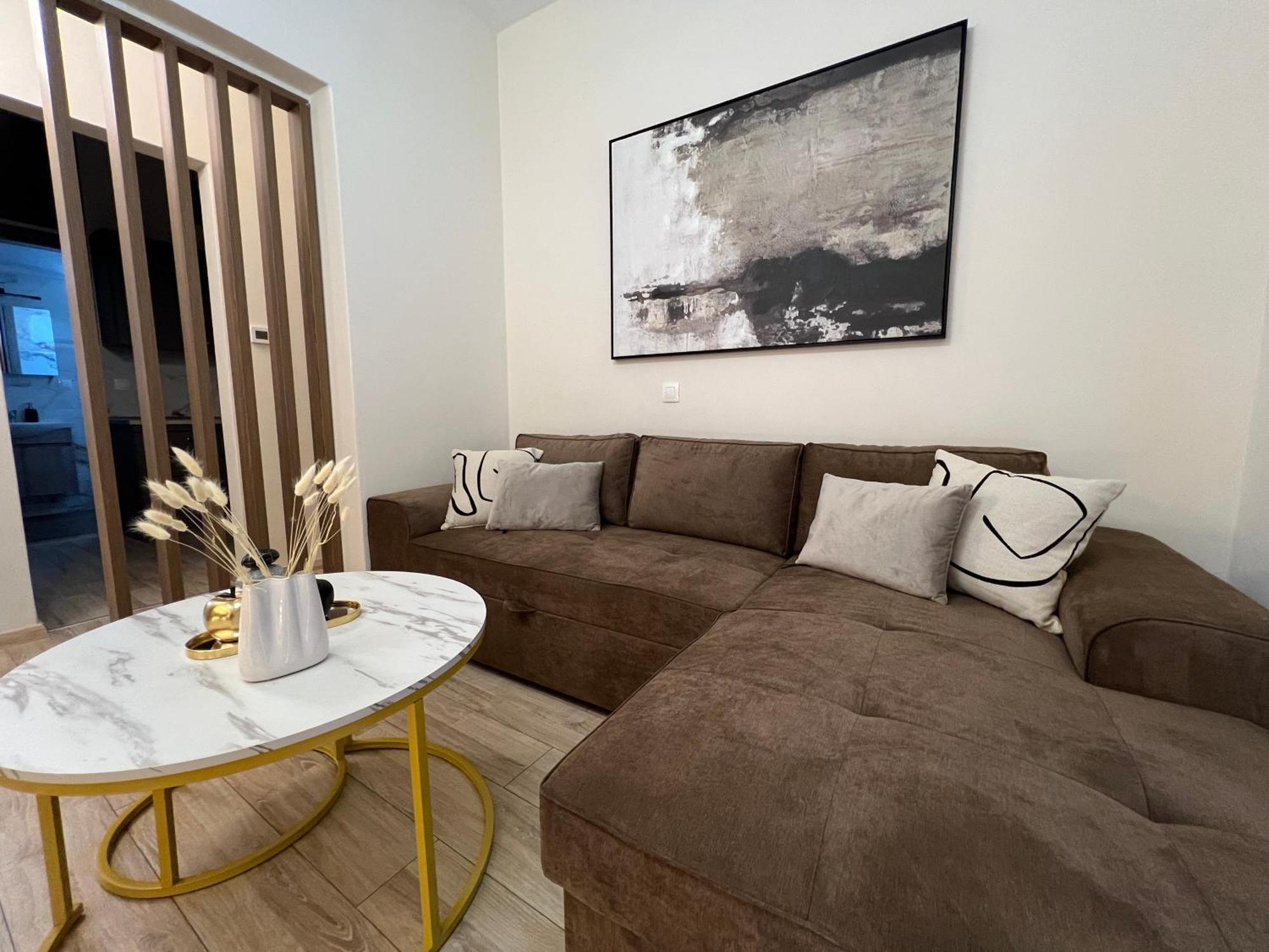 Oasis 2 By Gg Alexandroupoli